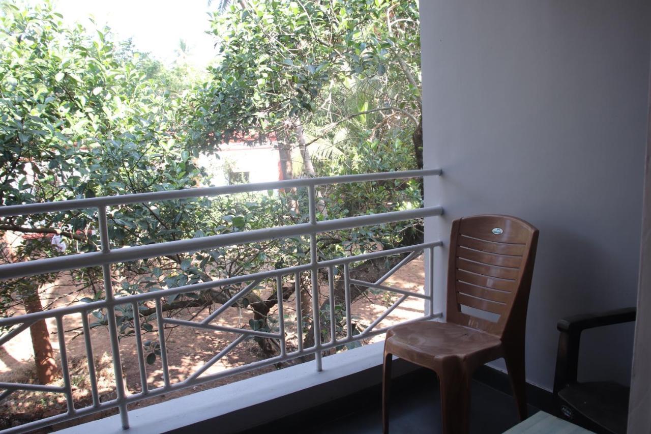 Peravel Beach Holiday Home Candolim Exterior photo